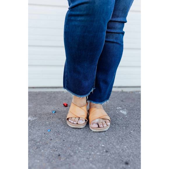 NEW LOVERVET seabrook beach high rise jeans in dark wash - Picture 5 of 10